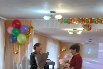 Поздравляем преподавателя ДШИ Ряжину М.В.с юбилеем!